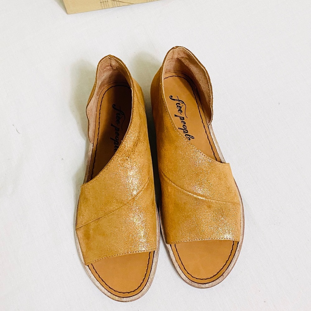 Free People wrap around leather sandals rose gold! - Picture 3 of 7